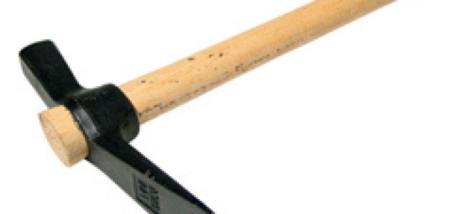 Как называется молоток каменщика