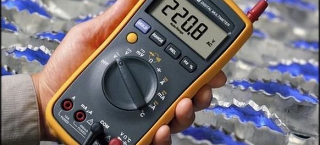 Как подключается вольтметр в электрическую цепь